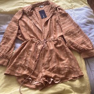 Brown rusty/mustard color romper